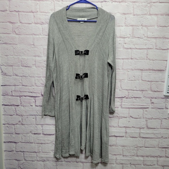 Simply Noelle Sweaters - Simply‎ Noelle Gray Knit Buckle Front Cardigan Womens L/XL Lagenlook Whimisgoth